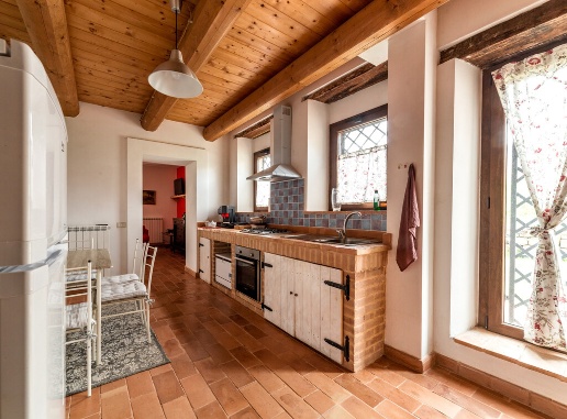 casa indipendente in vendita a San Ginesio