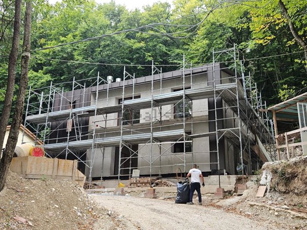 casa indipendente in vendita a San Ginesio