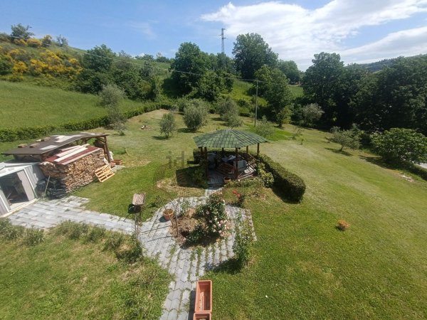 casa semindipendente in vendita a San Ginesio