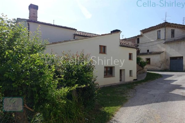 casa indipendente in vendita a San Ginesio