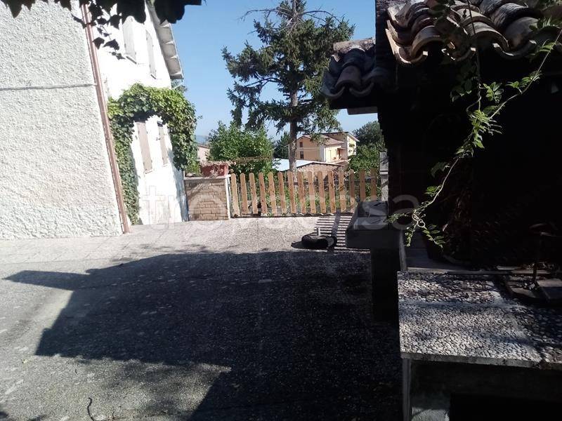 casa indipendente in vendita a San Ginesio