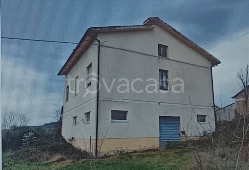 casa indipendente in vendita a San Ginesio