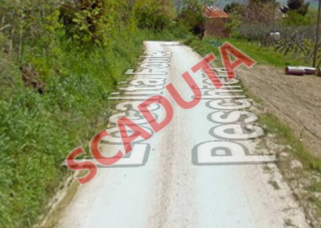 terreno edificabile in vendita a San Ginesio