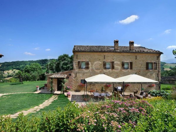 casa indipendente in vendita a San Ginesio