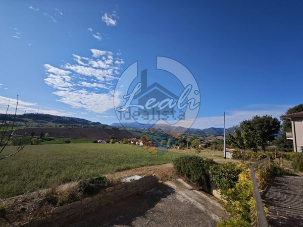 terreno agricolo in vendita a San Ginesio