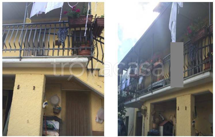 casa indipendente in vendita a San Severino Marche in zona Sant'Elena