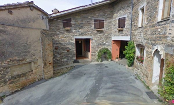 casa semindipendente in vendita a San Severino Marche in zona Serralta