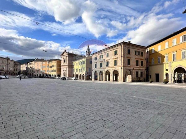 negozio in vendita a San Severino Marche