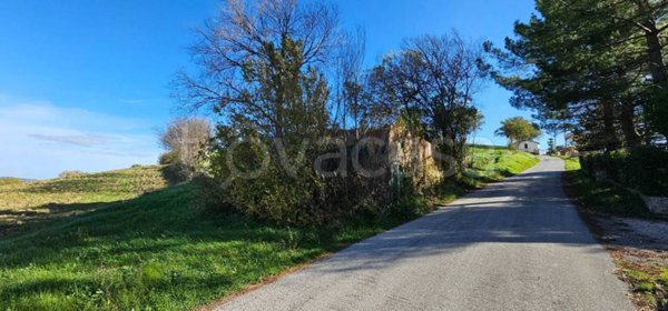 casale in vendita a San Severino Marche