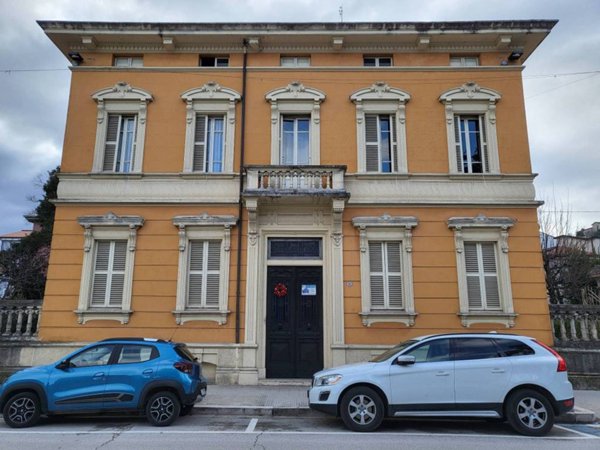intera palazzina in vendita a San Severino Marche