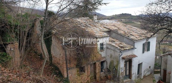 appartamento in vendita a San Severino Marche in zona Serripola