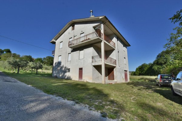 appartamento in vendita a San Severino Marche in zona Taccoli