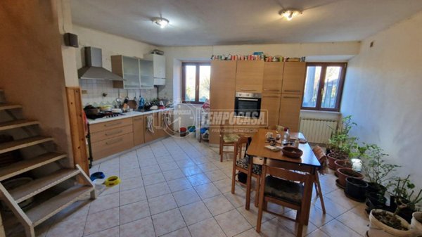 appartamento in vendita a San Severino Marche in zona Palazzata