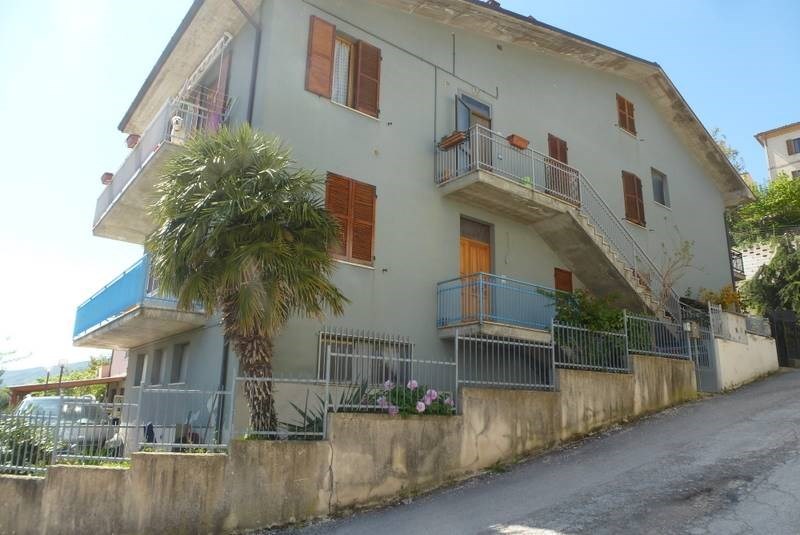 appartamento in vendita a San Severino Marche in zona Cesolo