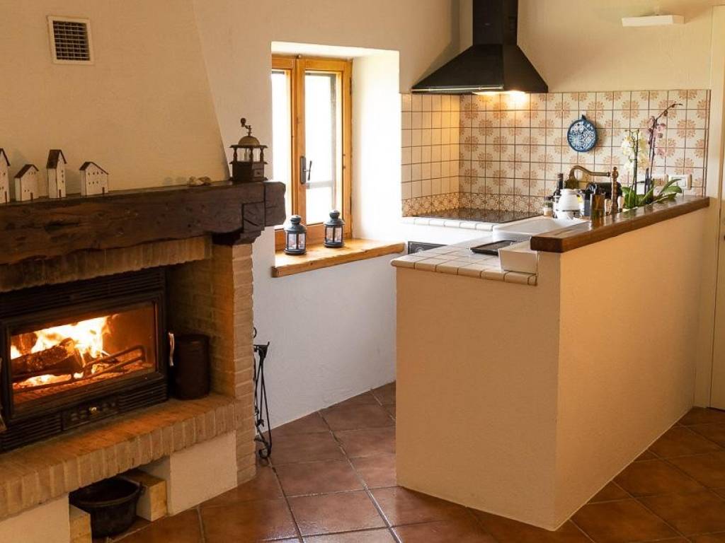 appartamento in vendita a San Severino Marche in zona Elcito