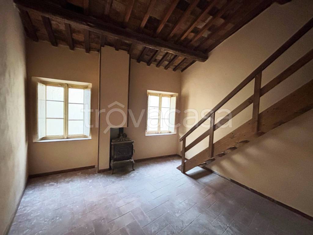 casa indipendente in vendita a San Severino Marche in zona Granali