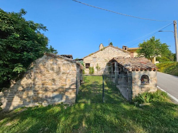 appartamento in vendita a San Severino Marche in zona Biagi