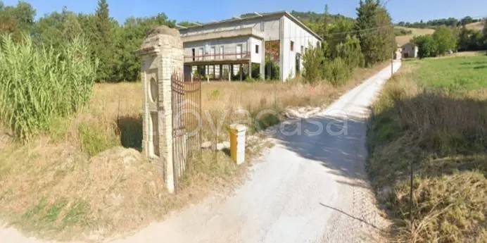 casa indipendente in vendita a San Severino Marche in zona Rocchetta