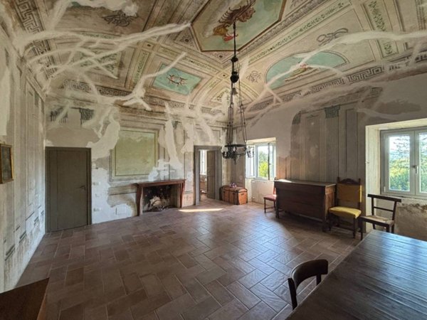 casa indipendente in vendita a San Severino Marche in zona Biagi