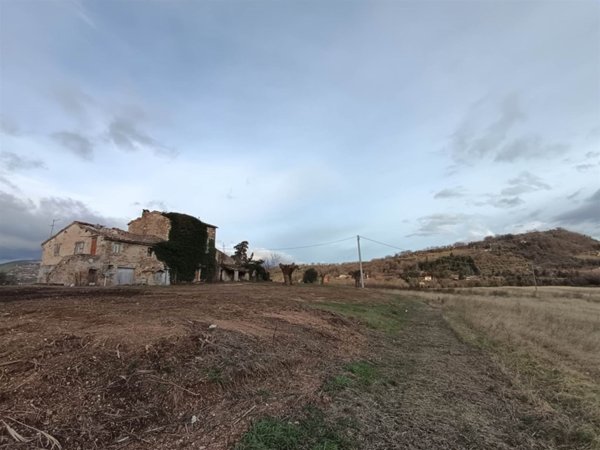 ufficio in vendita a San Severino Marche