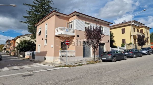 appartamento in vendita a San Severino Marche