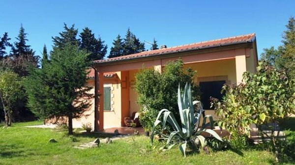 casa indipendente in vendita a San Severino Marche in zona Corsciano