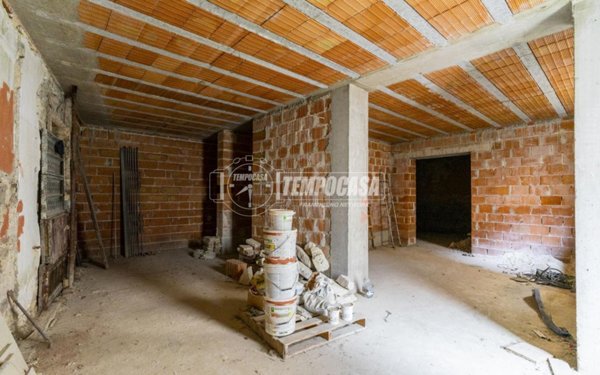 casa indipendente in vendita a San Severino Marche