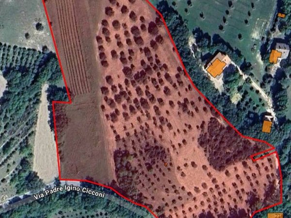 terreno agricolo in vendita a San Severino Marche in zona Serripola