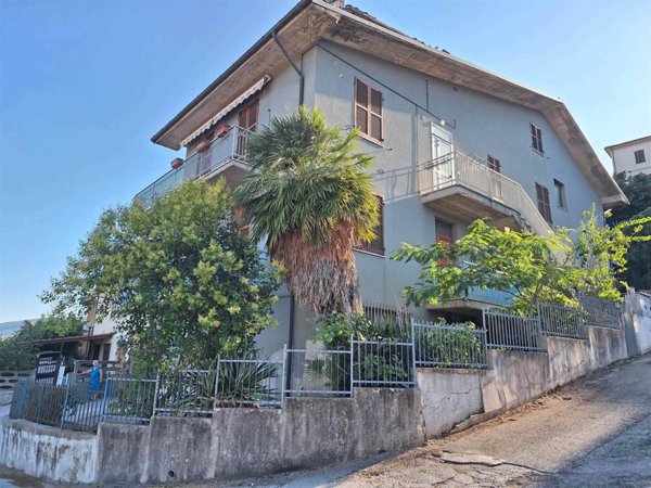 appartamento in vendita a San Severino Marche in zona Cesolo