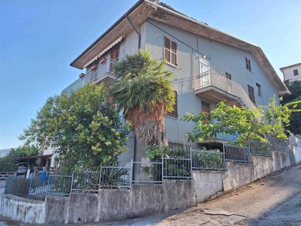 appartamento in vendita a San Severino Marche in zona Cesolo