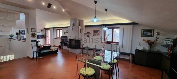 casa semindipendente in vendita a San Severino Marche