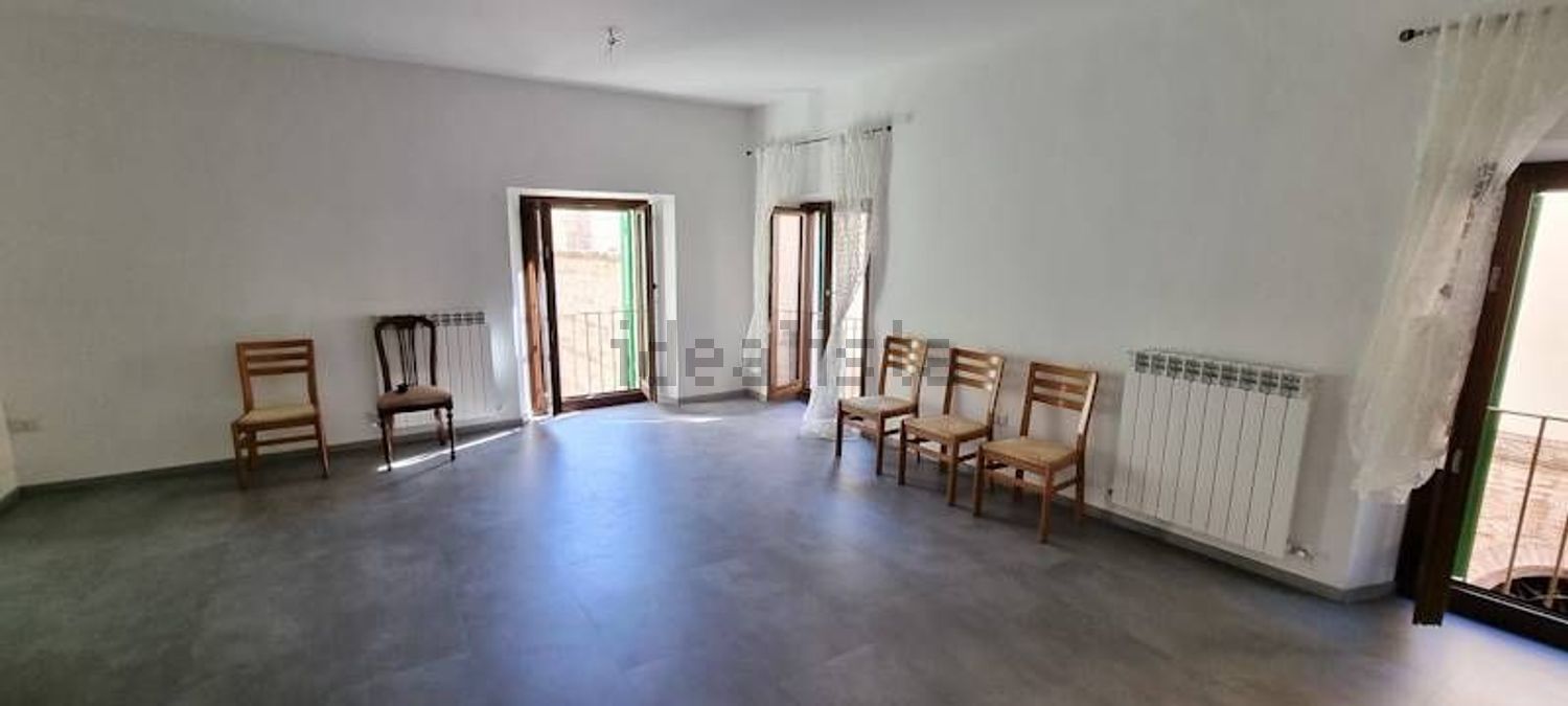 casa indipendente in vendita a San Severino Marche