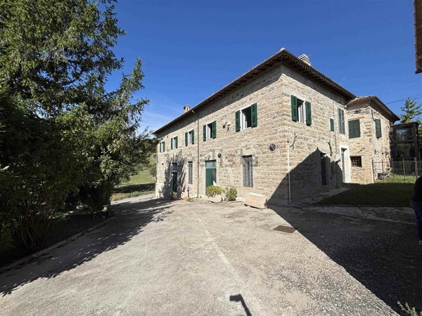 appartamento in vendita a San Severino Marche in zona Biagi