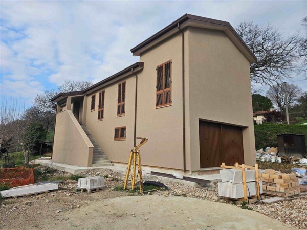 appartamento in vendita a San Severino Marche in zona Taccoli
