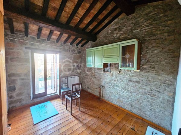 casa indipendente in vendita a San Severino Marche in zona Gaglianvecchio