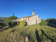 casa indipendente in vendita a San Severino Marche in zona Gaglianvecchio