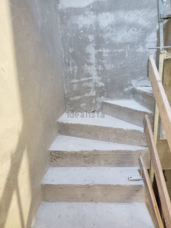 esavano in vendita a San Severino Marche