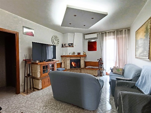 appartamento in vendita a San Severino Marche in zona Cesolo