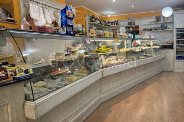 negozio in vendita a San Severino Marche