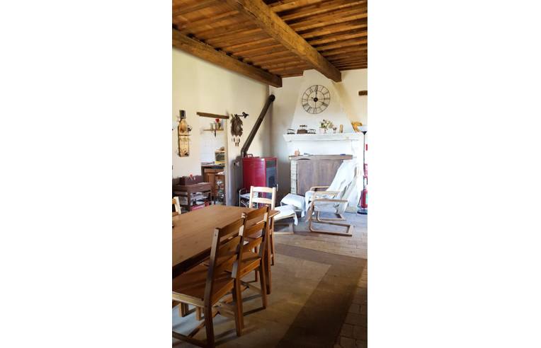 casa indipendente in vendita a San Severino Marche in zona Serralta