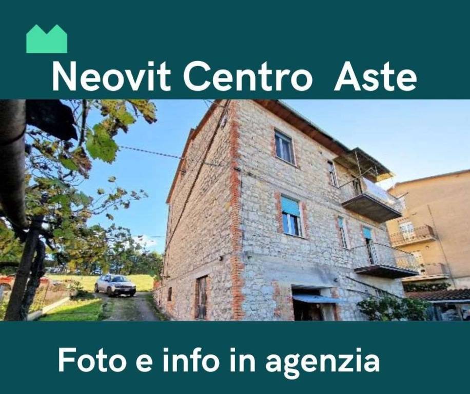 appartamento in vendita a San Severino Marche in zona Biagi