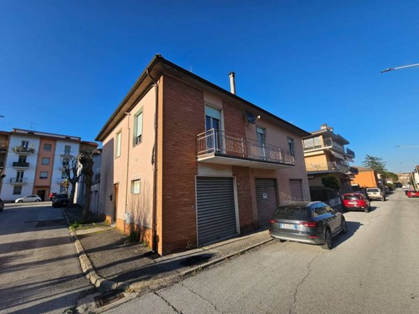 appartamento in vendita a San Severino Marche