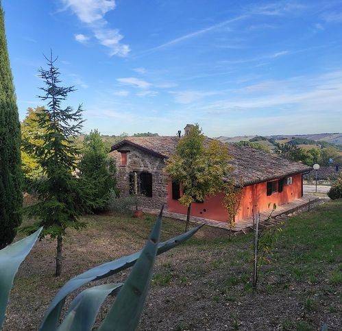 casa indipendente in vendita a San Severino Marche in zona Gagliannuovo