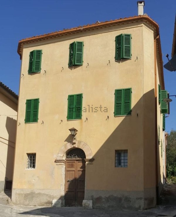 appartamento in vendita a San Severino Marche in zona Isola