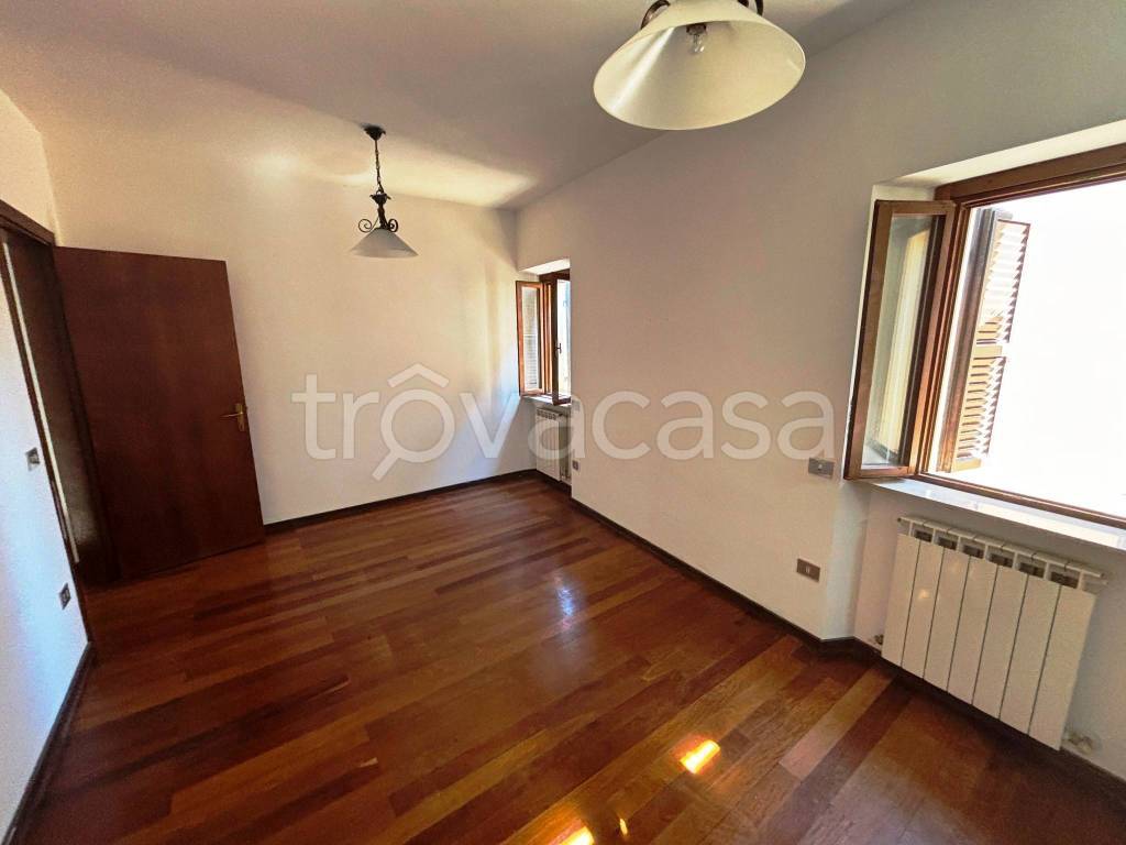 casa indipendente in vendita a San Severino Marche