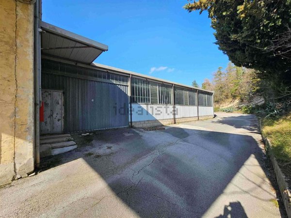 ufficio in vendita a San Severino Marche