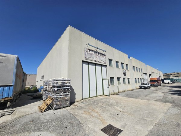 ufficio in vendita a San Severino Marche in zona Taccoli
