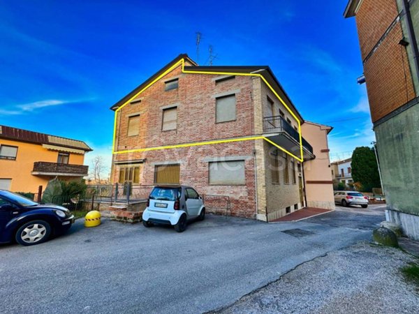 appartamento in vendita a Sant'Angelo in Pontano