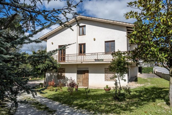 appartamento in vendita a Sant'Angelo in Pontano