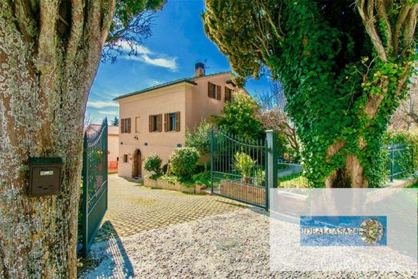 casa indipendente in vendita a Sant'Angelo in Pontano